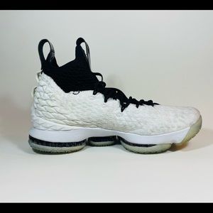 Nike LeBron 15 ‘Graffiti’